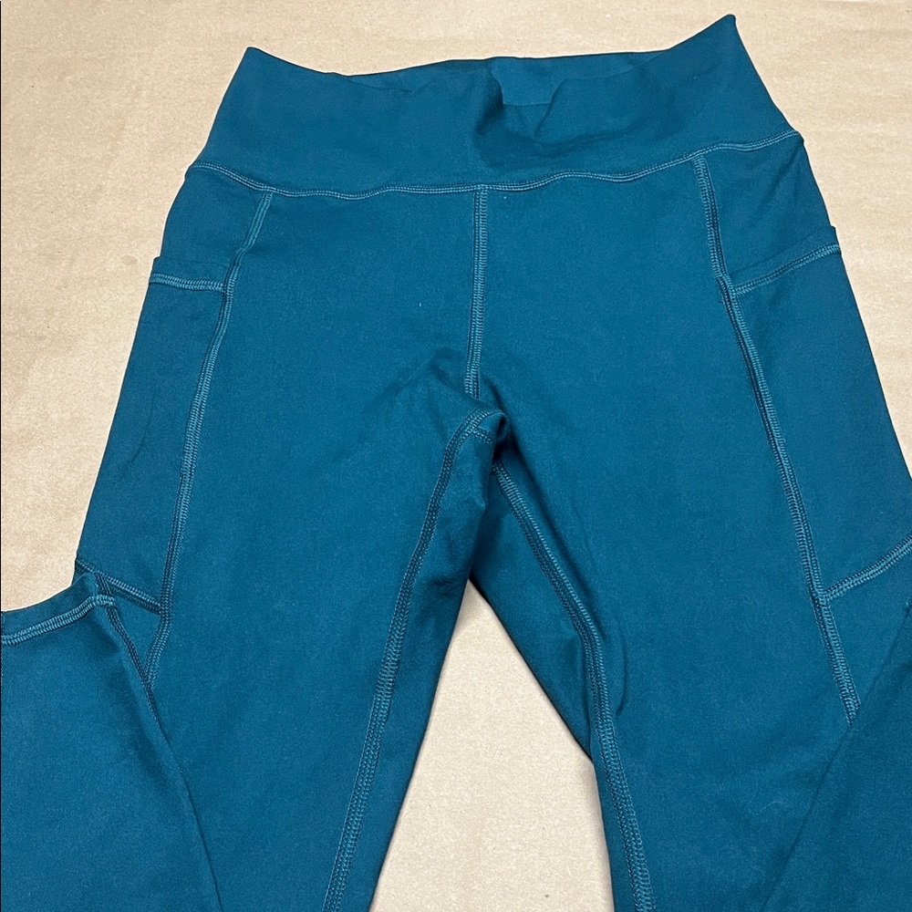 Gilly Hicks Hollister Green Blue Leggings NWOT Medium